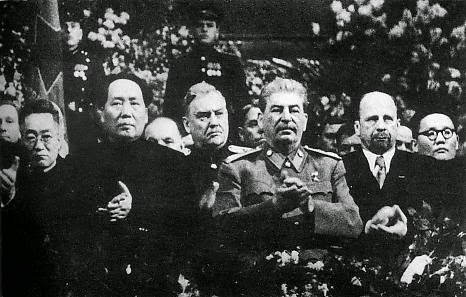 Stalin, luz y esperanza de los pueblos